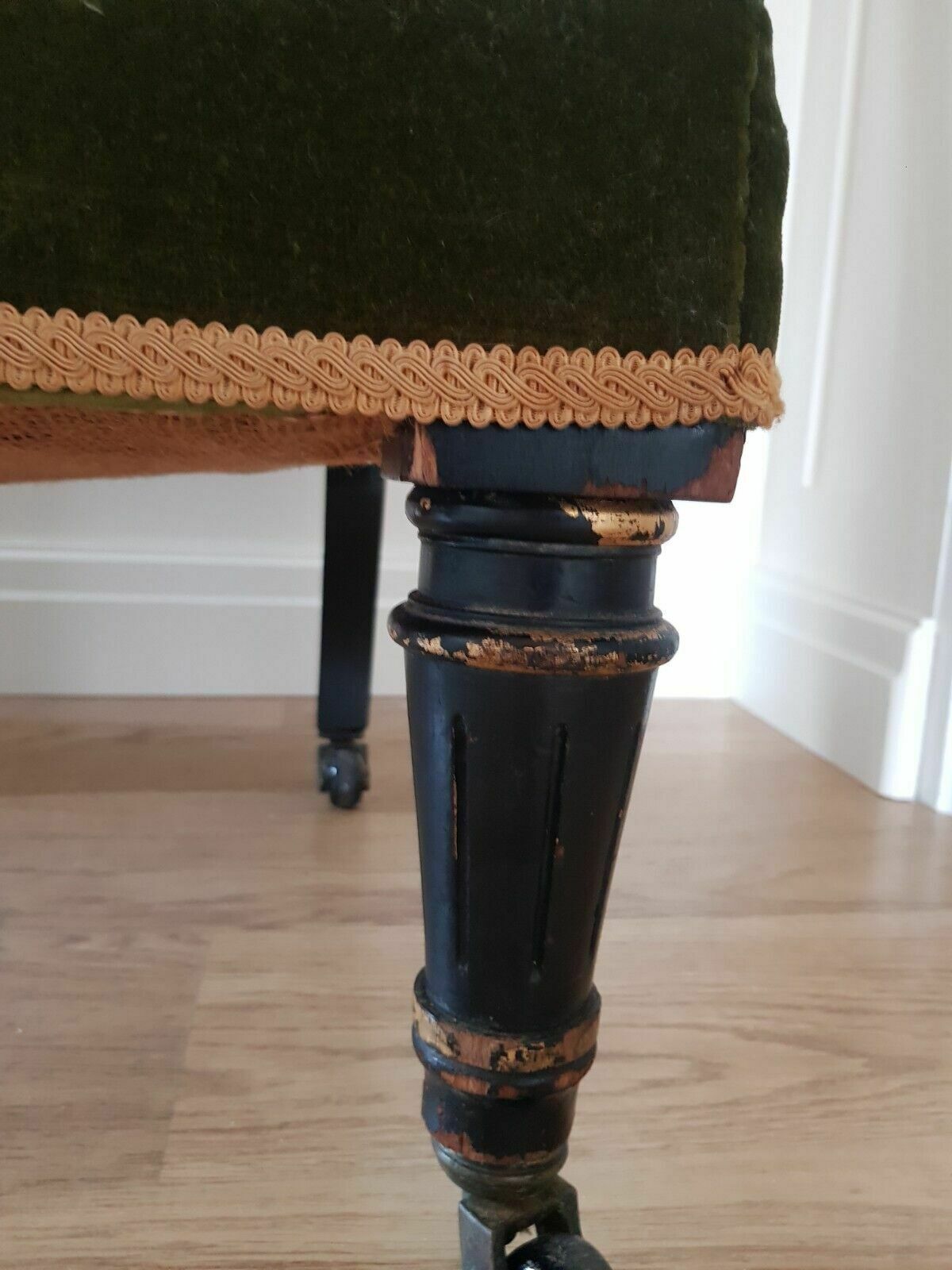 Stunning Antique Prayer Side Chair In Velvet And Needlework Gillows Style photo vinterior