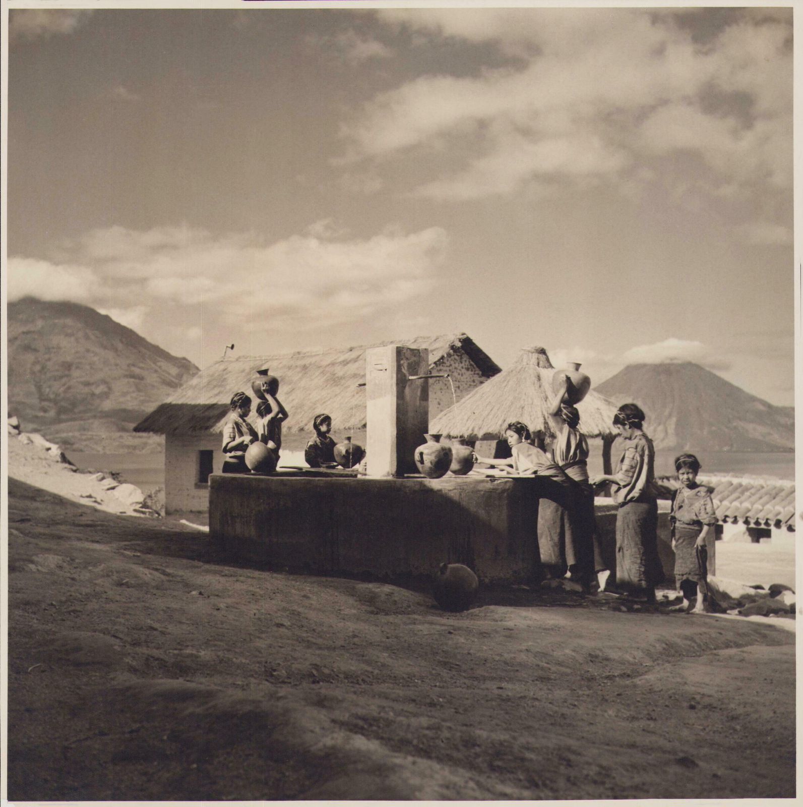 Hanna Seidel Guatemala, Village, People, Black And White Photography, Ca. 1960s, 1960er