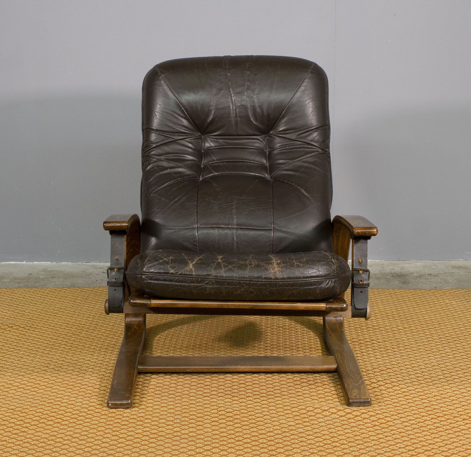 Recliner Armchair With Footrest 1970 photo vintage