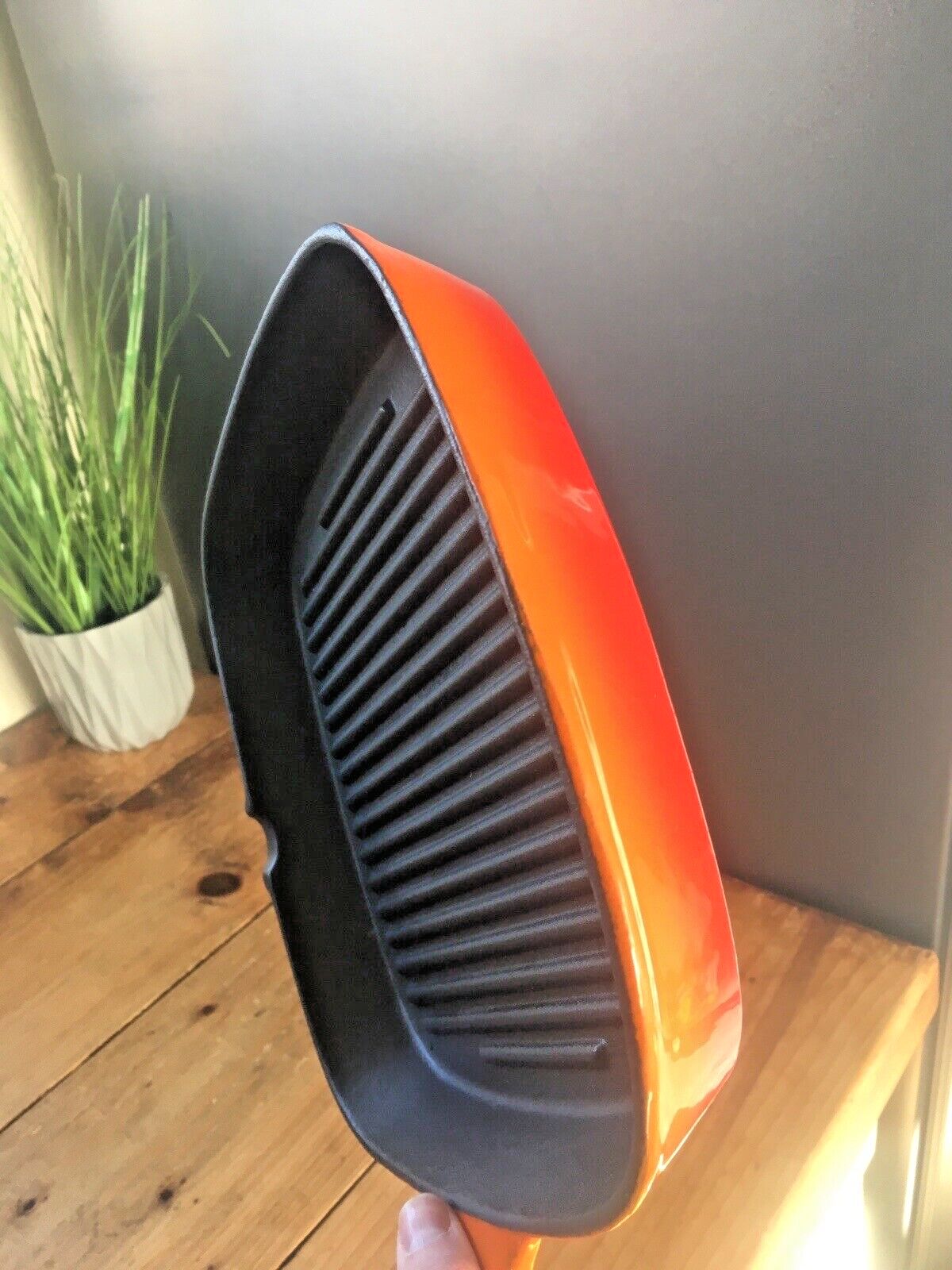 Vintage Retro Orange Enamel Cast Iron Lipped Skillet Frying Grill Pan Le Creuset photo furniture