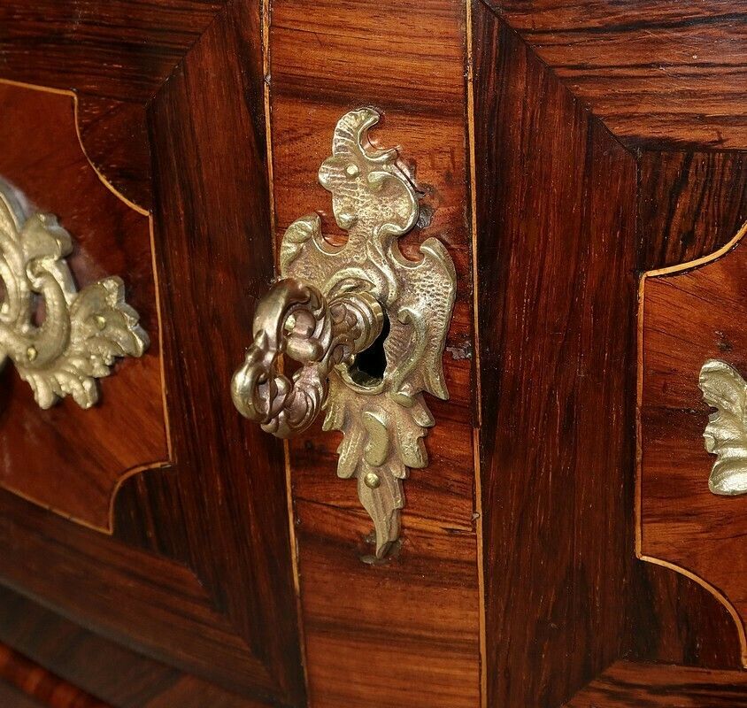 photo furniture Small Tomb Commode In Precious Wood, Louis XIV / Louis XV Transition – 18th Century