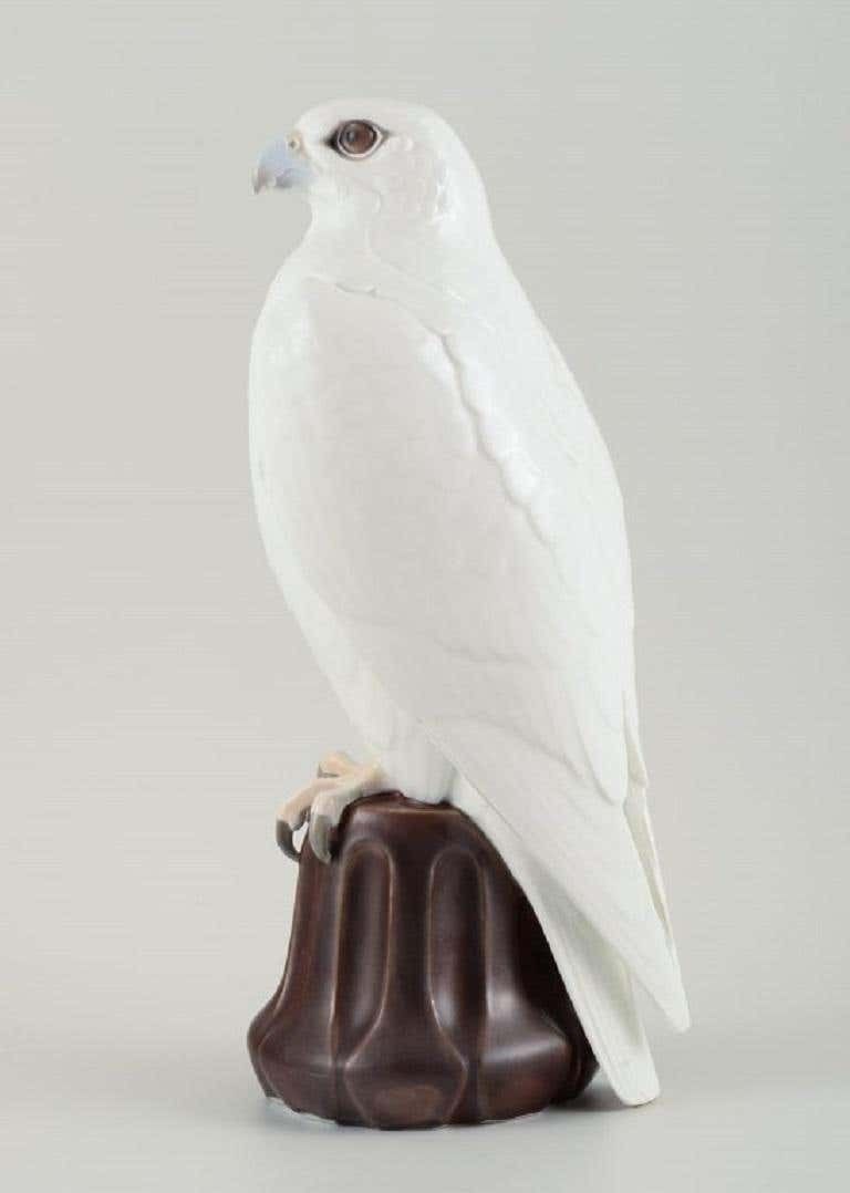Large Falcon, Porcelain Figure, Dahl Jensen For Bing & Grondahl photo Home Decor