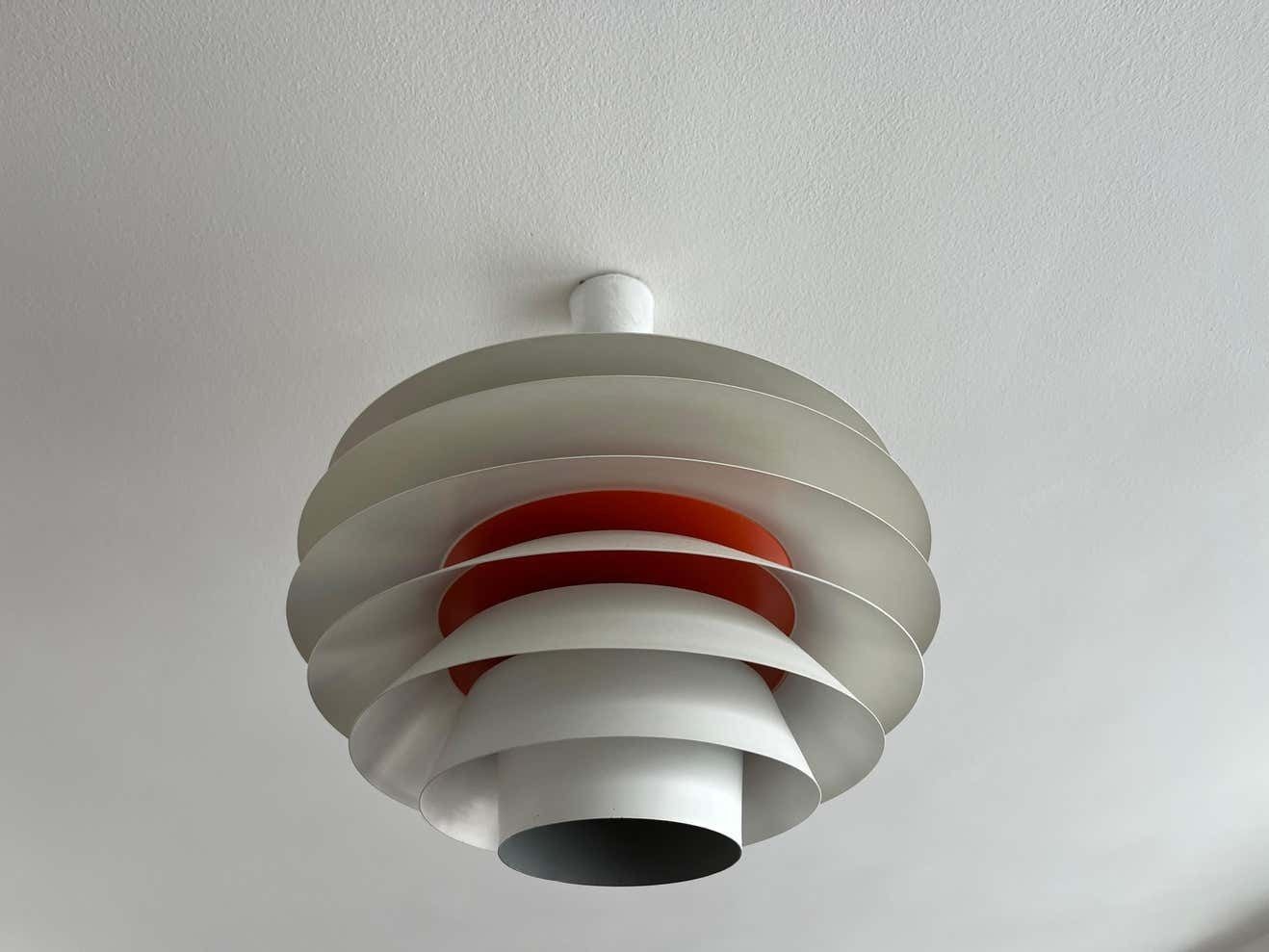 Pair Of Svend Middelboe "Verona" Pendant Light Produced By Nordisk Solar, 1960s photo vinterior