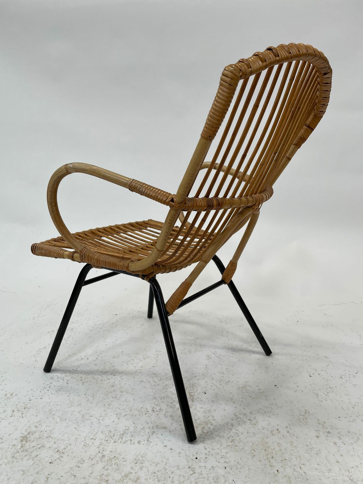 photo furniture Rattan Armchair By Dirk Van Sliedregt Rohe Noordwolde 1960 In The Netherlands