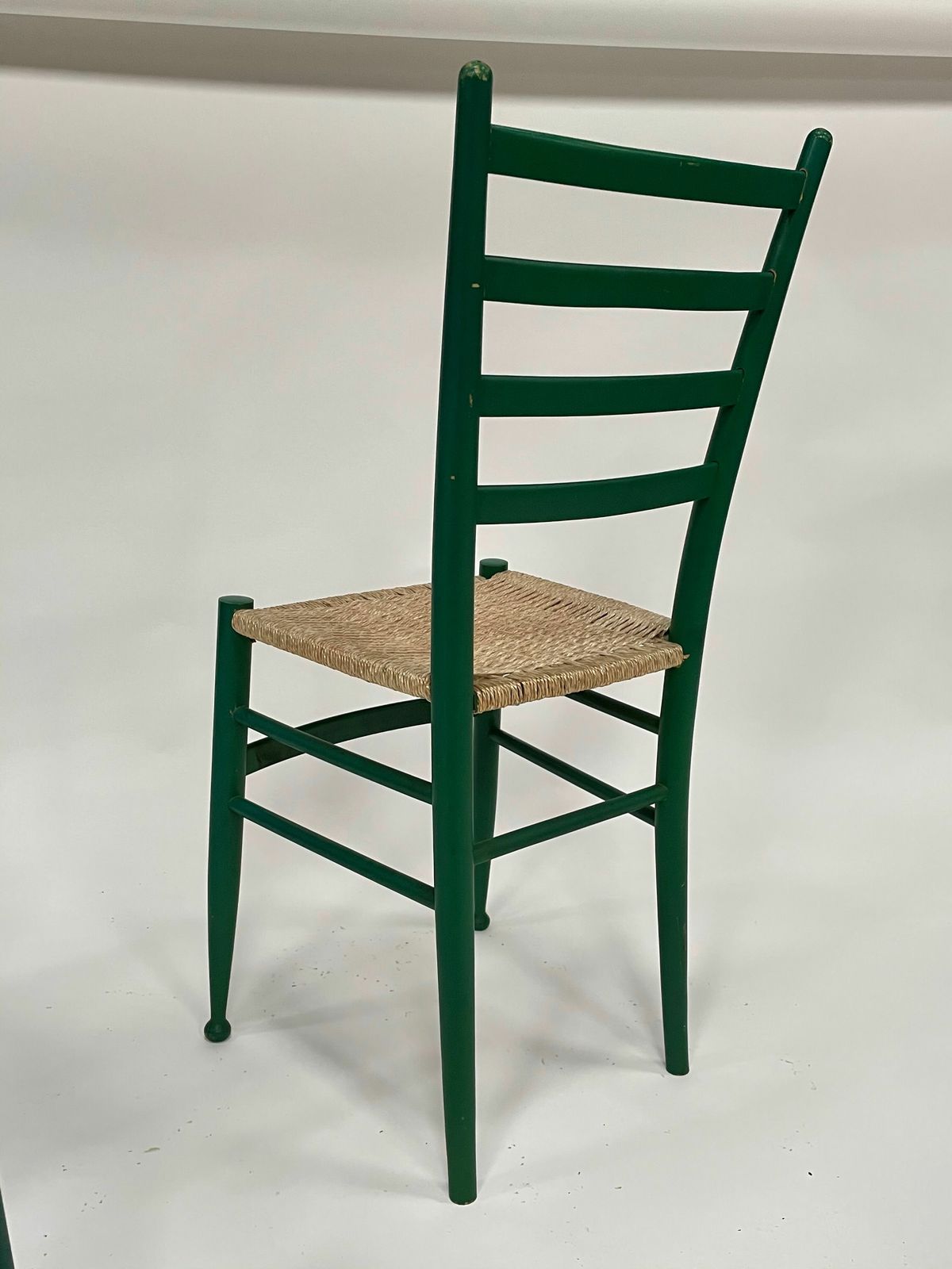 Set Of 4 Wooden Chairs In The Italian Chiavari Style photo buy