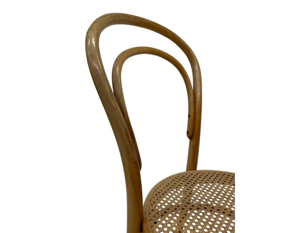 255.84 Timeless Wooden Chair, Mid 20th Century photo