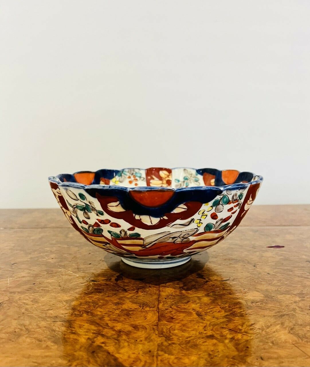 Lovely Antique Japanese Imari Bowl With A Scallop Shape Edge photo Home Decor