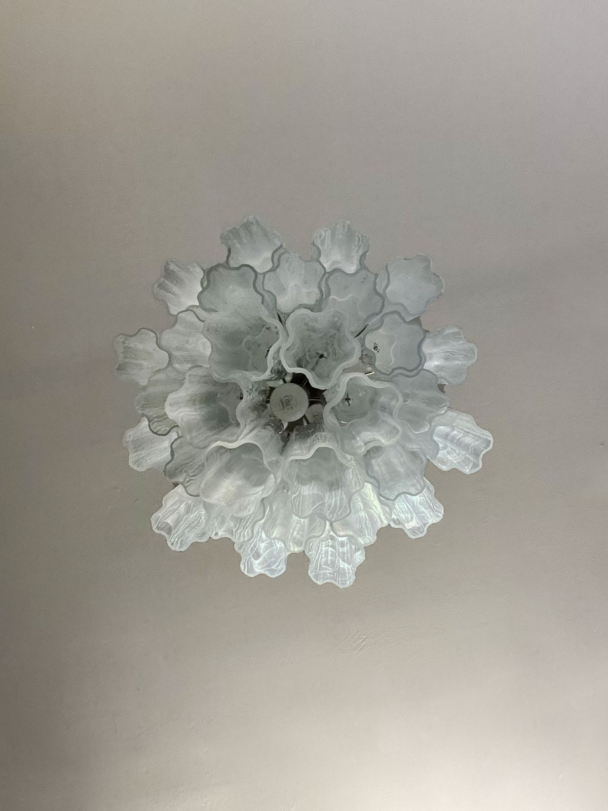 photo furniture Fantastic Glass Tube Chandelier   30 Albaster White Glasses