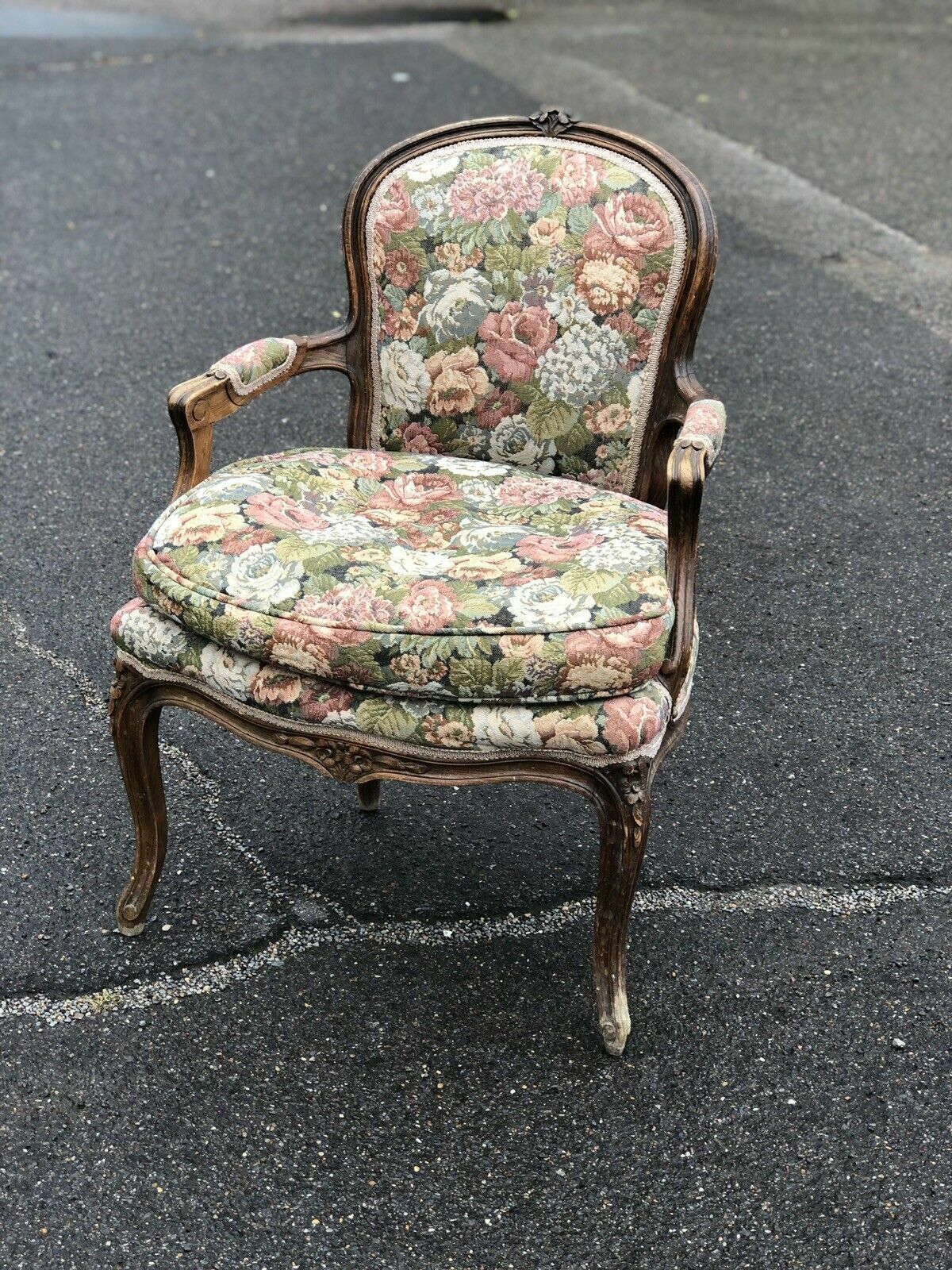 French Armchair With Tapestry Upholstery photo 575.0