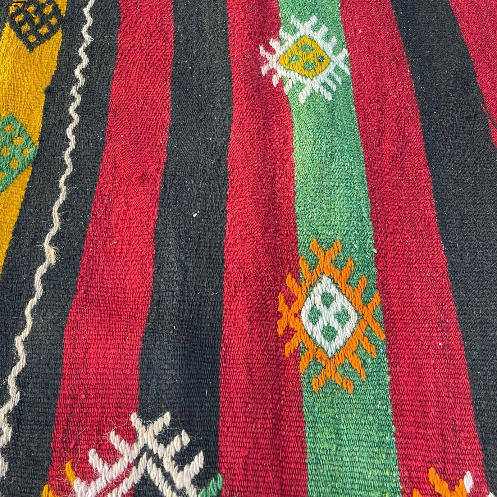 photo furniture Traditional Turkish Kilim Rug ,Vintage Anatolian Turkish Kelim