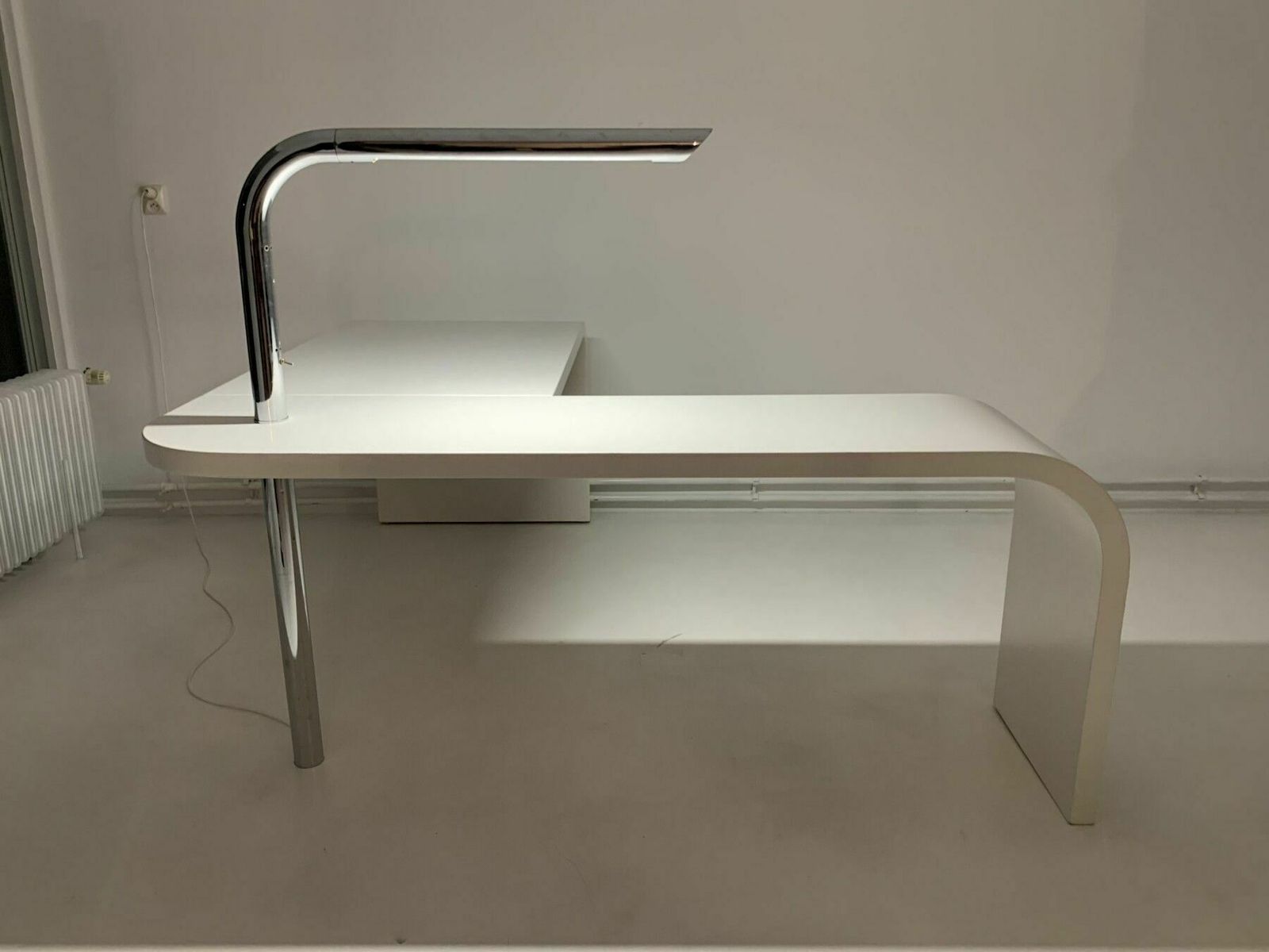 Direct Desk Van Ennio Chiggio Voor Nicole International photo 7134.96