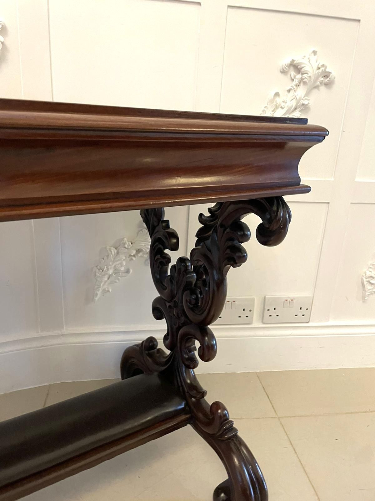 Outstanding Quality 19th Century Antique Carved Mahogany Freestanding Side Table photo vinterior