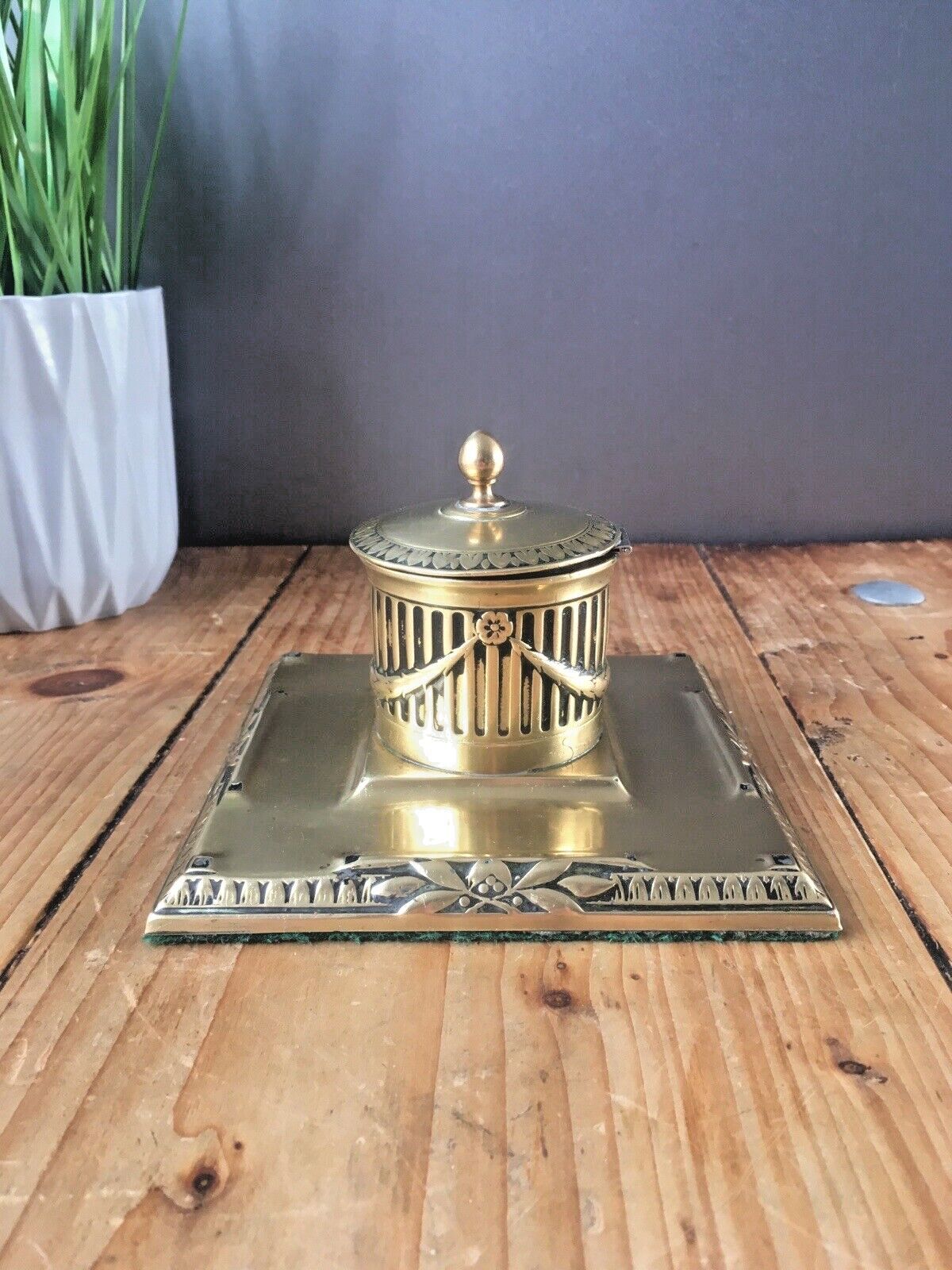 Quality Antique Edwardian Regency Swag Brass Inkwell Office Desk Accessory Prop photo for sale