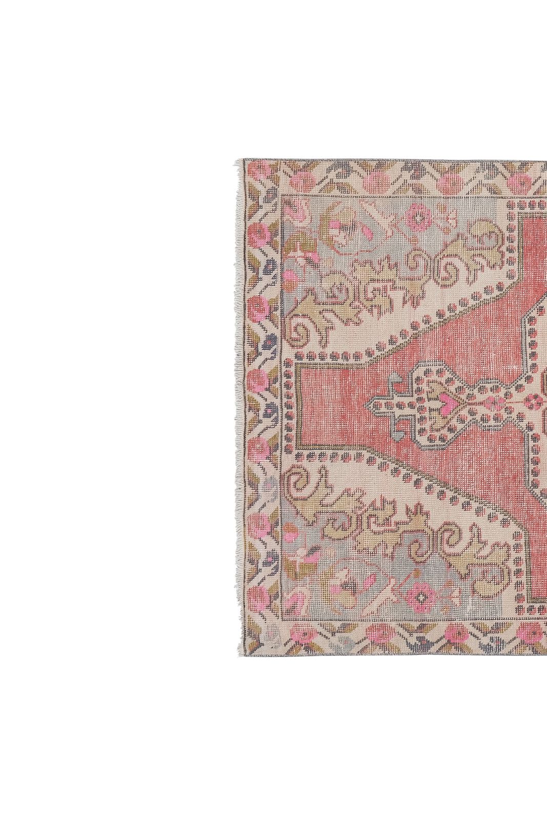 Vintage Faded Turkish Kemerhisar Rug 4'3'' X 6'12'' photo vinterior