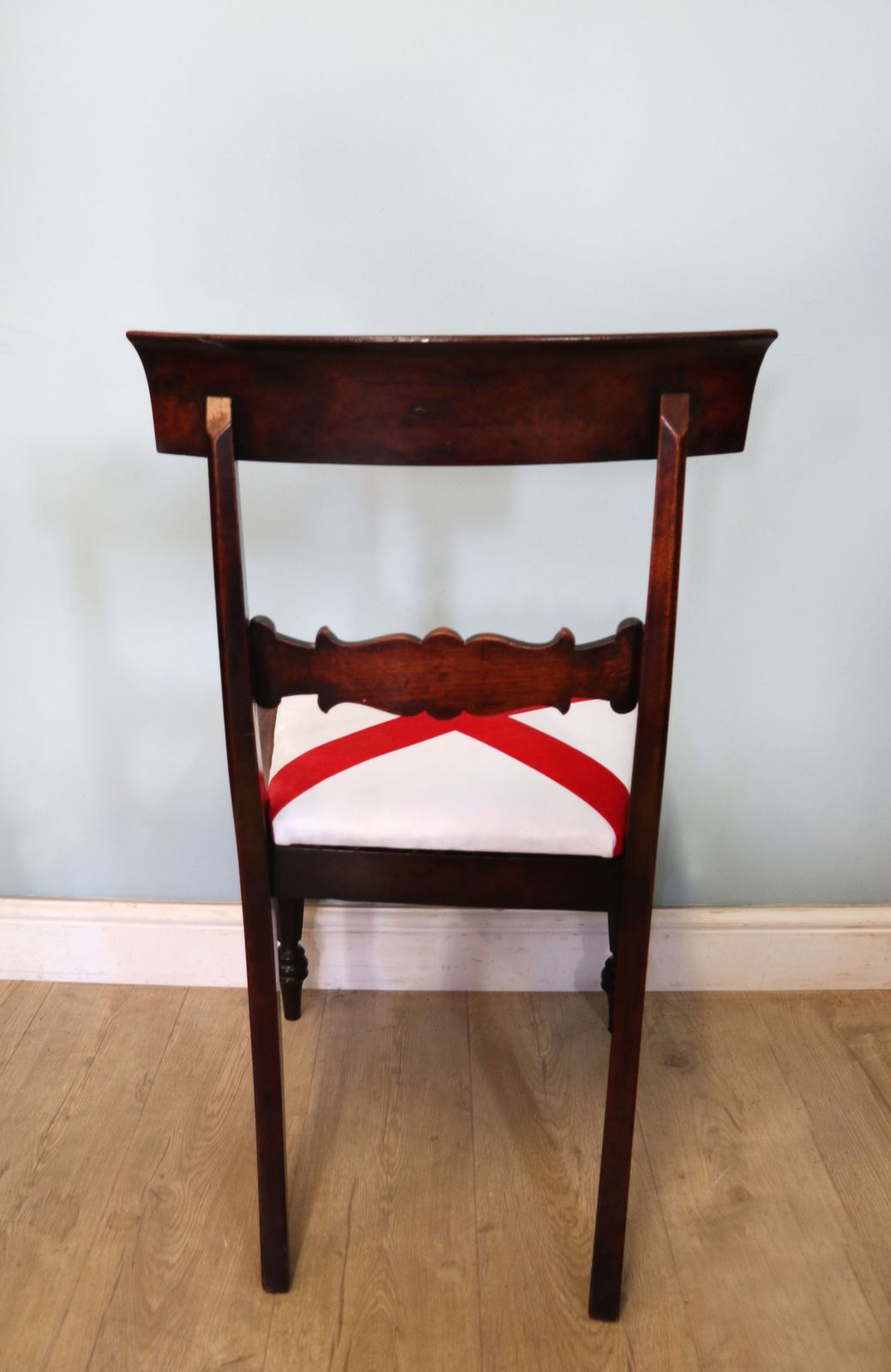 A Lovely Set Of Four Victorian Mahogany Bar Back Dining Chairs. photo buy