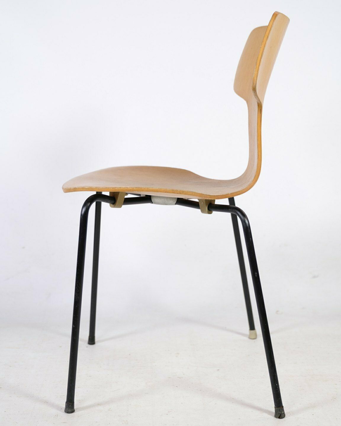 Set Of Four, Model 3103, 'T Chair', By Arne Jacobsen 1902 1971, Oak, Fritz Hansen photo 1640.0