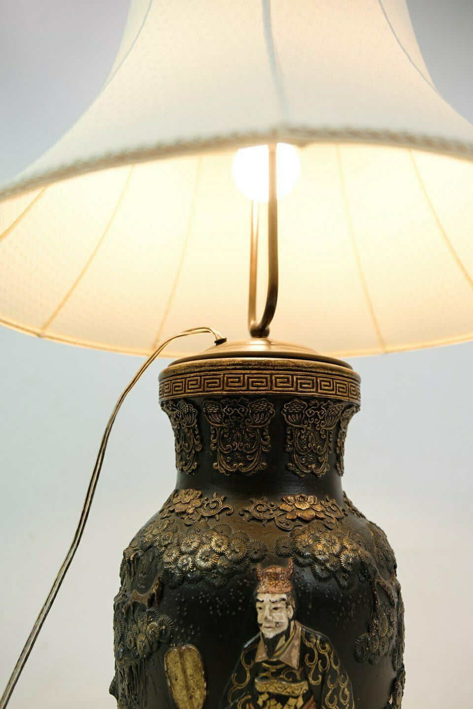 Chinese Lamp Detailed Carvings & Motif From 1920s. photo 795.0