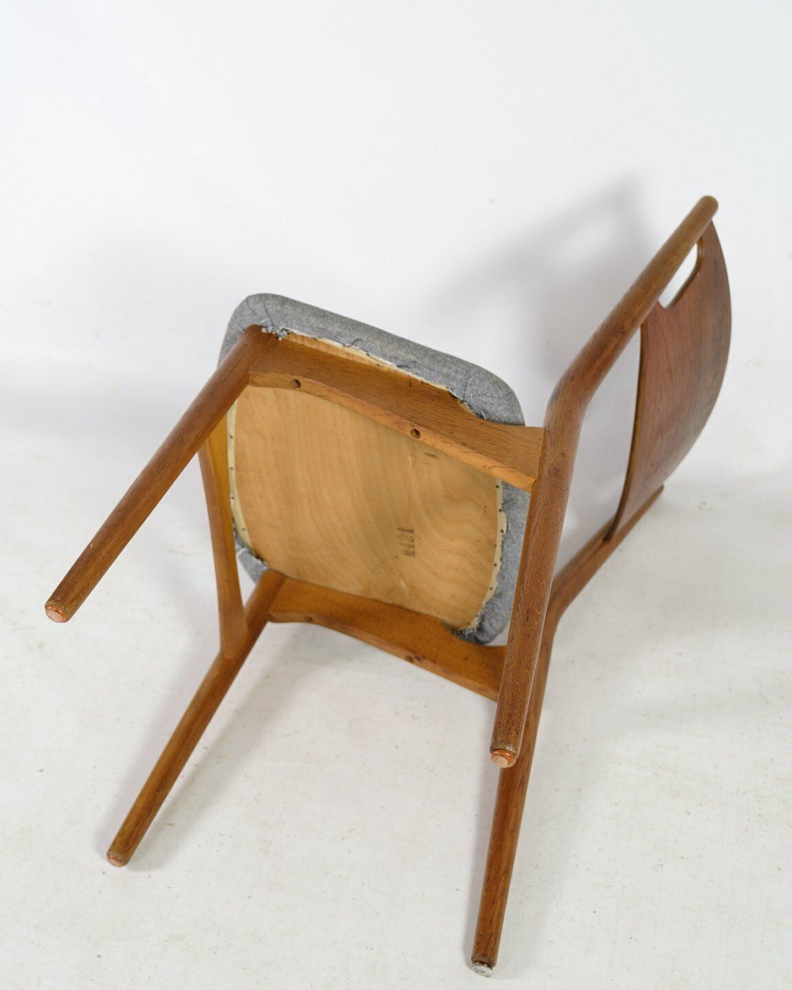 photo furniture Set Of Six, "Model 42a" Designed By Helge Sibast, Oak & Teak, Gray Cushion, 1953 Great Condition