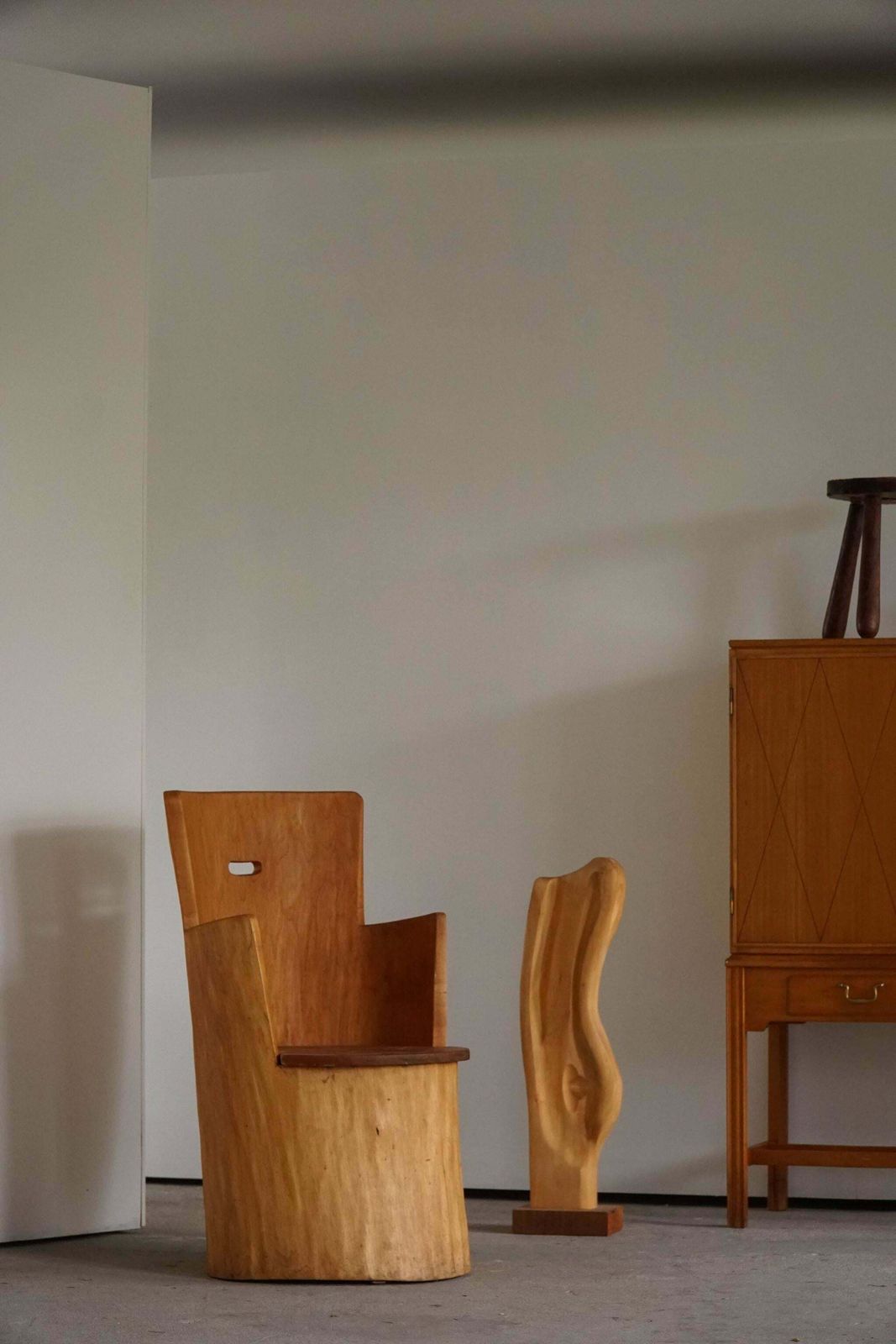 Mid Century Sculptural Carved Brutalist Stump Chair In Solid Pine, Swedish, 1960 photo vintage