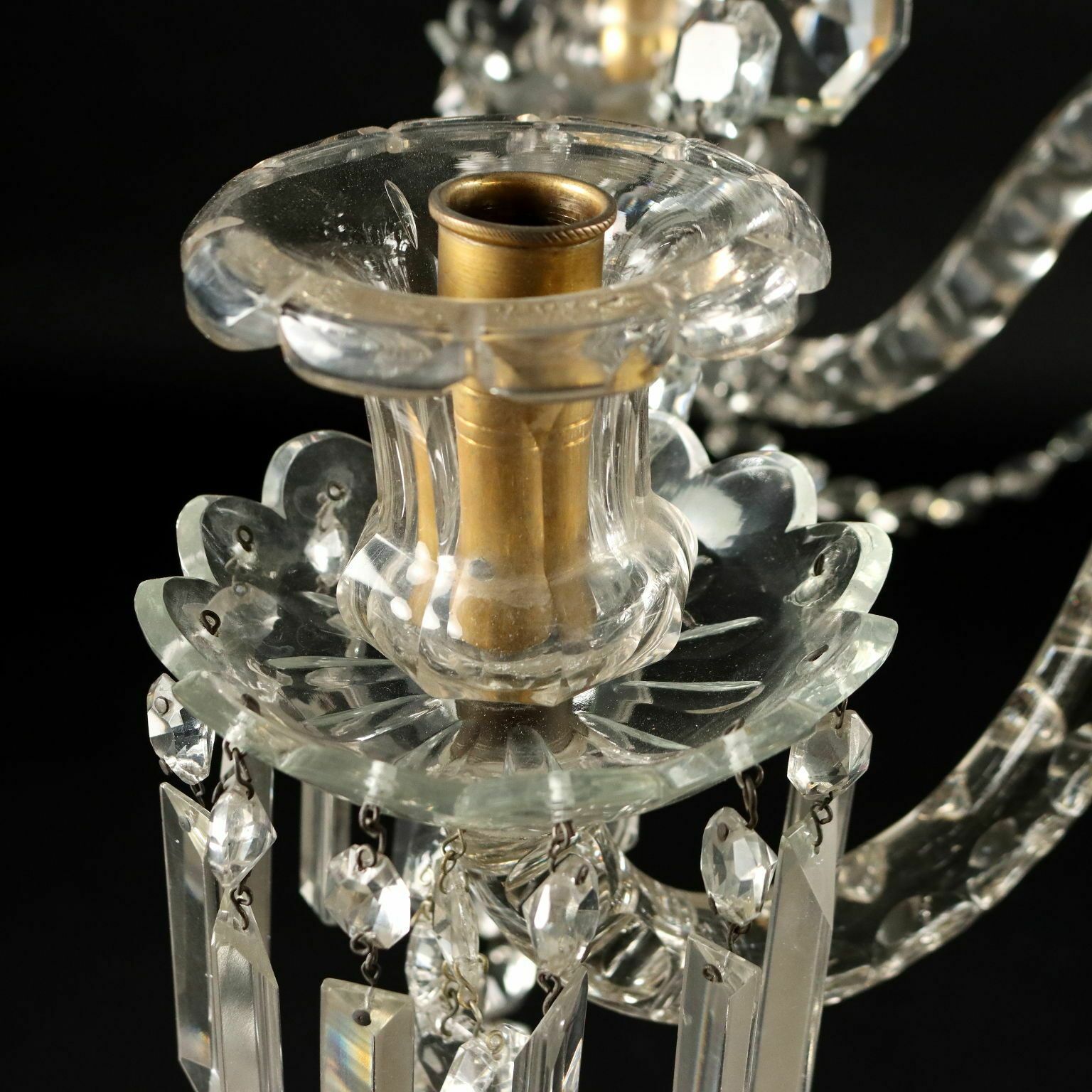 photo furniture Ancient Chandelier In Glass With 6 Lights From The XIX Century