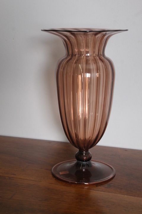 photo furniture Antique Murano Glass Vase From The 1930s In Amber Colour. Ribbed Knit.