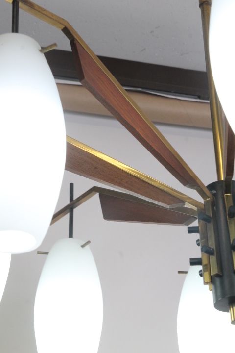 photo vinterior Vintage Chandelier 8 Lights Swedish Opaline Chandelier From The 50s Restored. Vintage