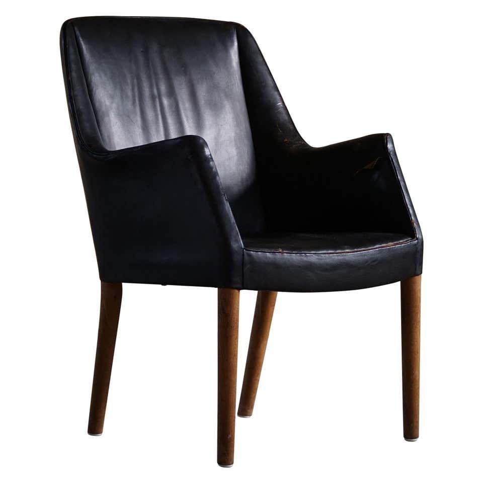 Danish Modern Armchair By Nanna Ditzel In Oak And Patinated Leather, 1950s