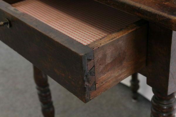 photo vintage Delightful Antique Writing Desk / Table Emilian Walnut Louis Philippe 1850 !!