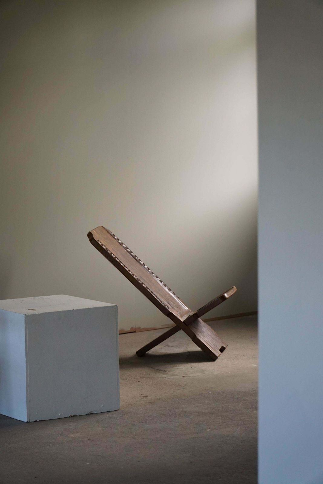 Primitive African Tribal Hand Carved Folding Palaver Chair, Wabi Sabi, 1970s photo furniture