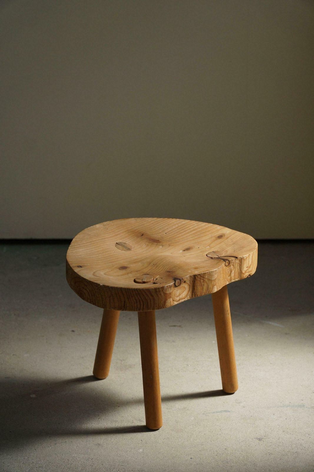 photo furniture Tripod Stool In Solid Pine Wood, By Swedish Cabinetmaker, Mid Century, Ca 1960s