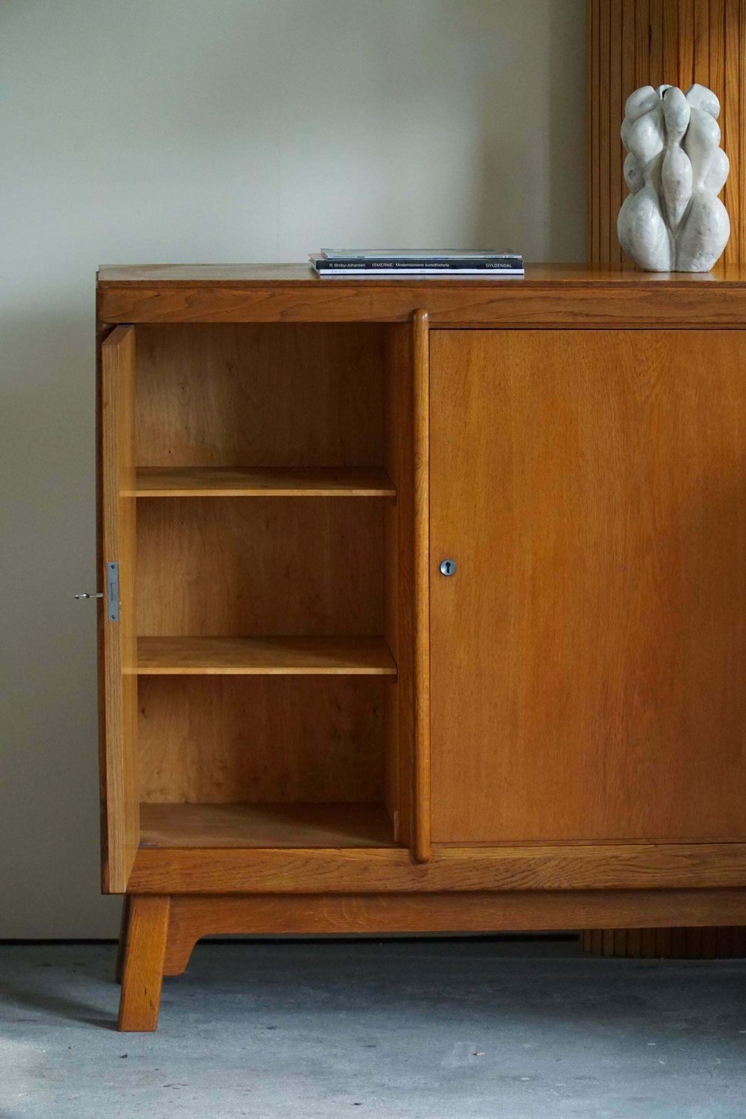 photo furniture Mid Century Cabinet / Sideboard In Teak & Oak, Danish Cabinetmaker, 1960s