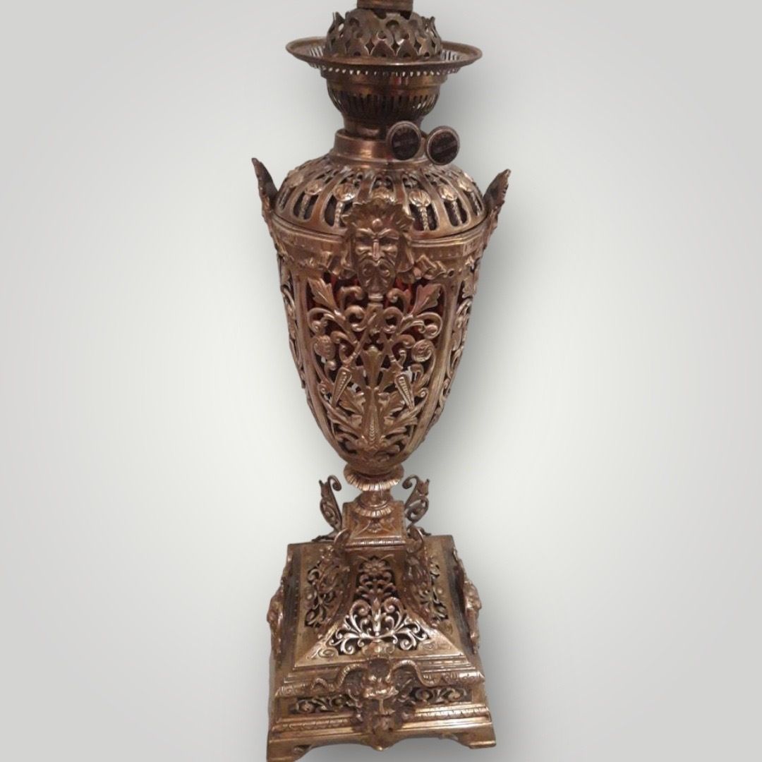 Very Rare And Ornate Brass And Ormolu Oil Lamp photo vinterior