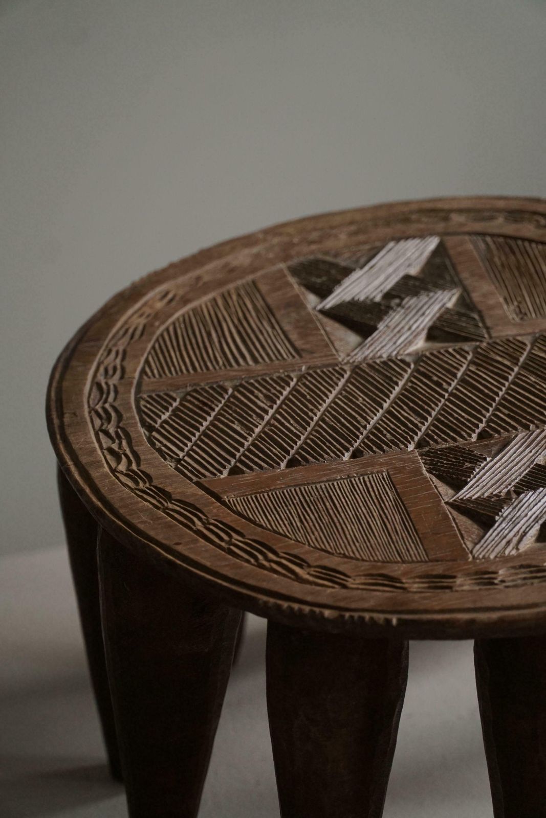 photo furniture Hand Carved "Nupe Tribe" Stool With 10 Legs, Wabi Sabi, Made In Nigeria, 1950s