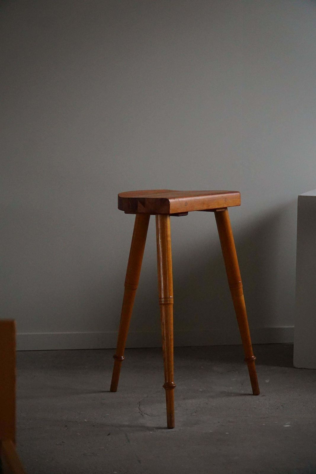 photo furniture Tall Tripod Stool In Solid Pine, By A Danish Cabinetmaker, Mid Century, Ca 1960s £495.99