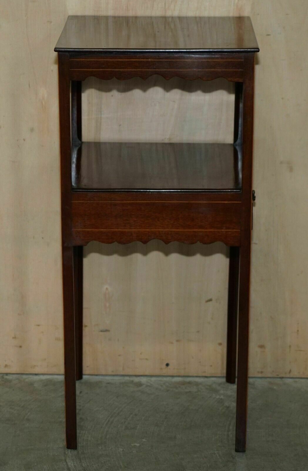 photo vinterior Antique Victorian Mahogany Single Drawer Tall Lamp Twin Top Table Plants Etc