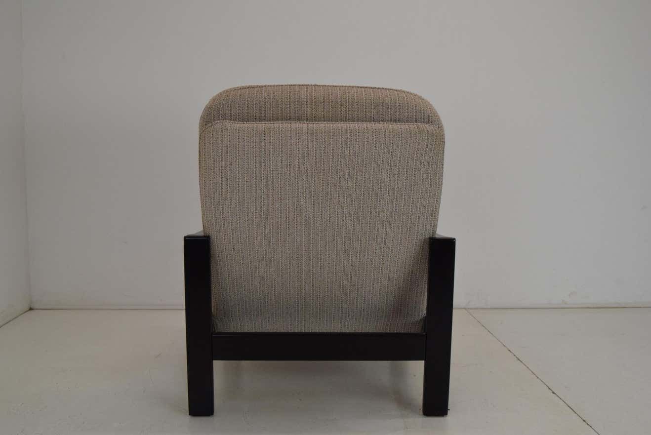 437.0 Mid Century Armchair Leda Lux 1980's photo