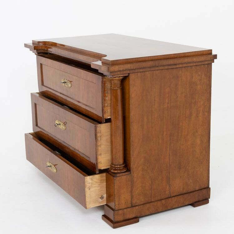 photo vintage Biedermeier Ladekast, Waarschijnlijk Noord Duitsland, Ca. 1820