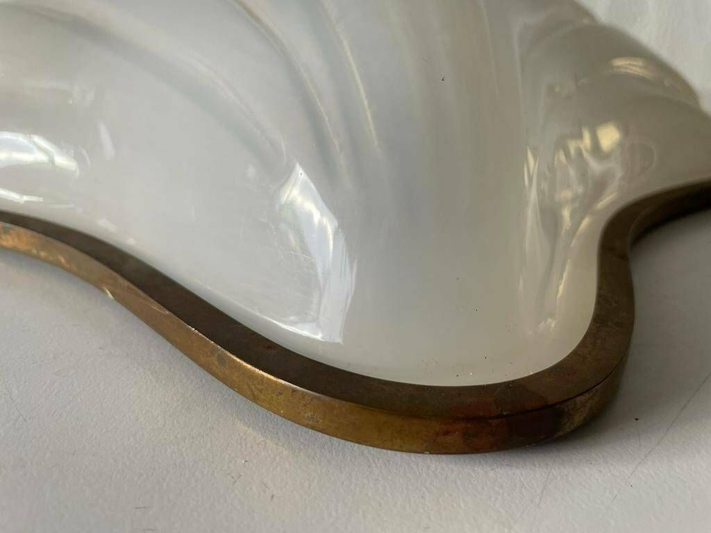 Italian Unique White Plexiglass Shell Shaped Pair Of Large Sconces, 1950s, Italy photo buy