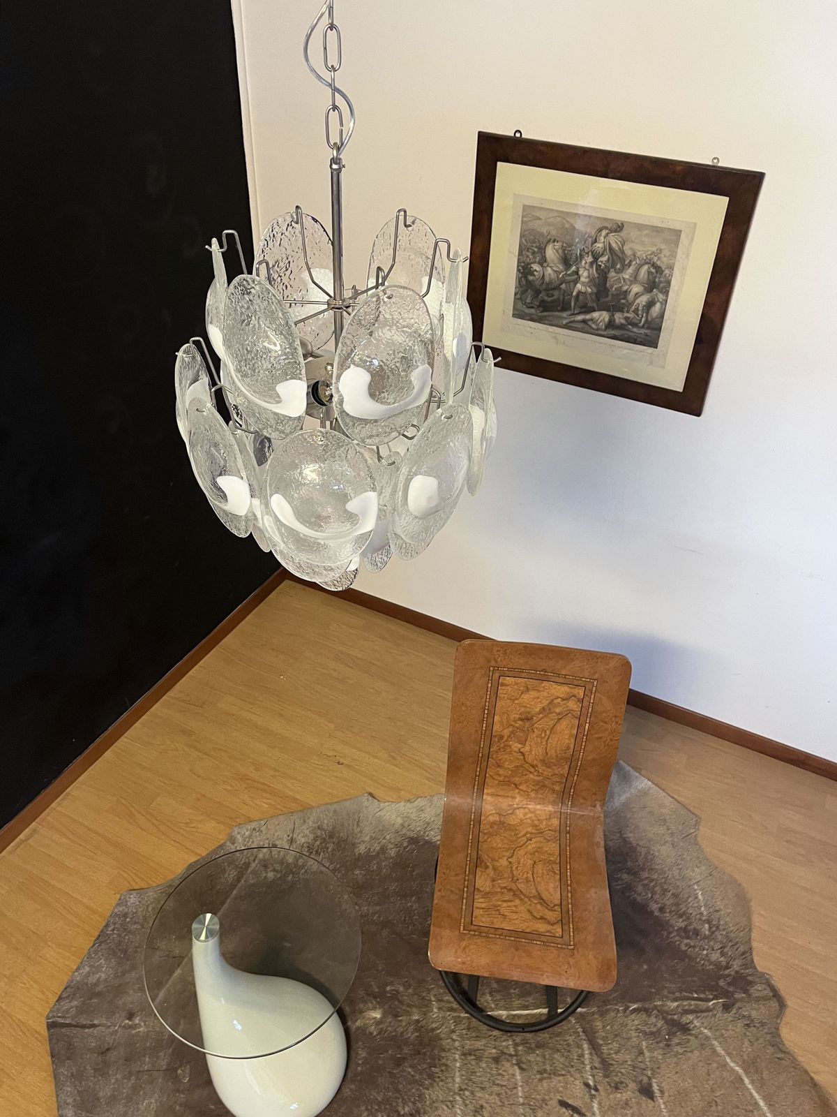 photo for sale Vintage Italian Murano Chandelier   24 Lattimo Glasses