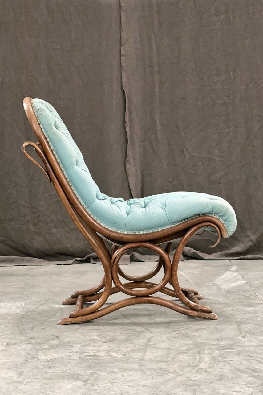 Pair Of Thonet Bentwood Chairs photo Furniture