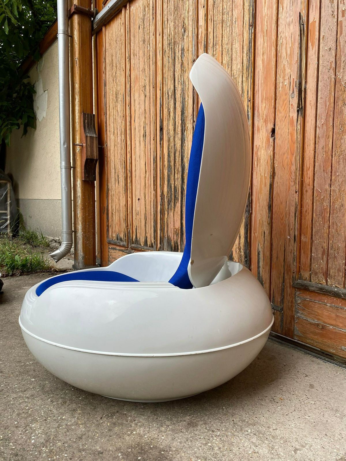 White Garden Egg Chair By Peter Ghyczy, 1968