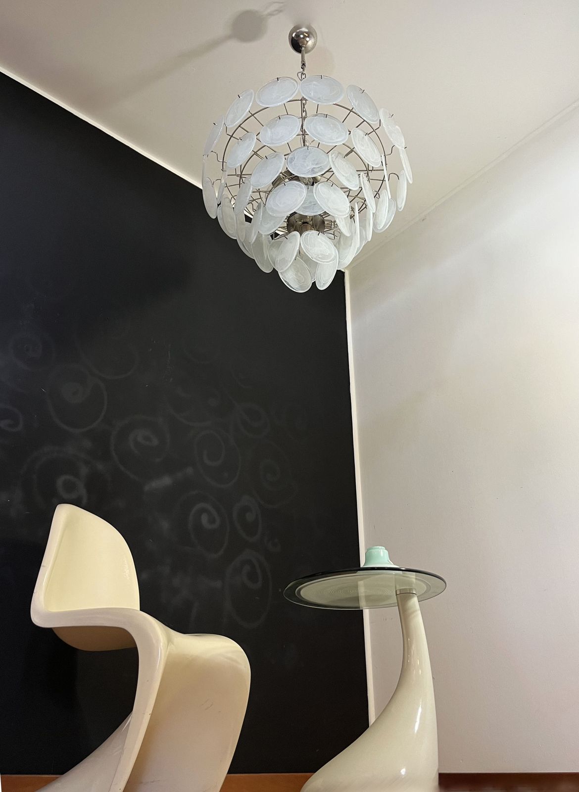High Quality Murano Chandelier Space Age   57 White Albaster Iridescent Glasses photo vintage