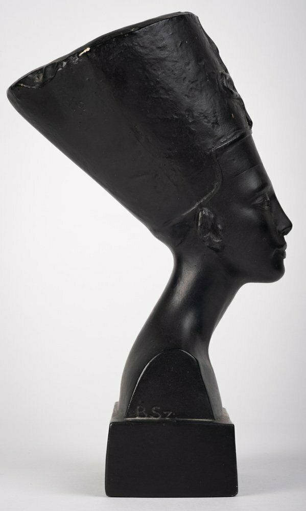 Vintage Egyptian Ceramic Bust Of Queen Nefertete photo buy