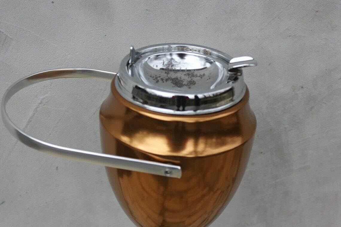 Chrome Floor Stand Ashtray Mid Century Outdoor Massive Metal Cigar Ashtray Smoking Room Portable Ashtray photo Home Decor