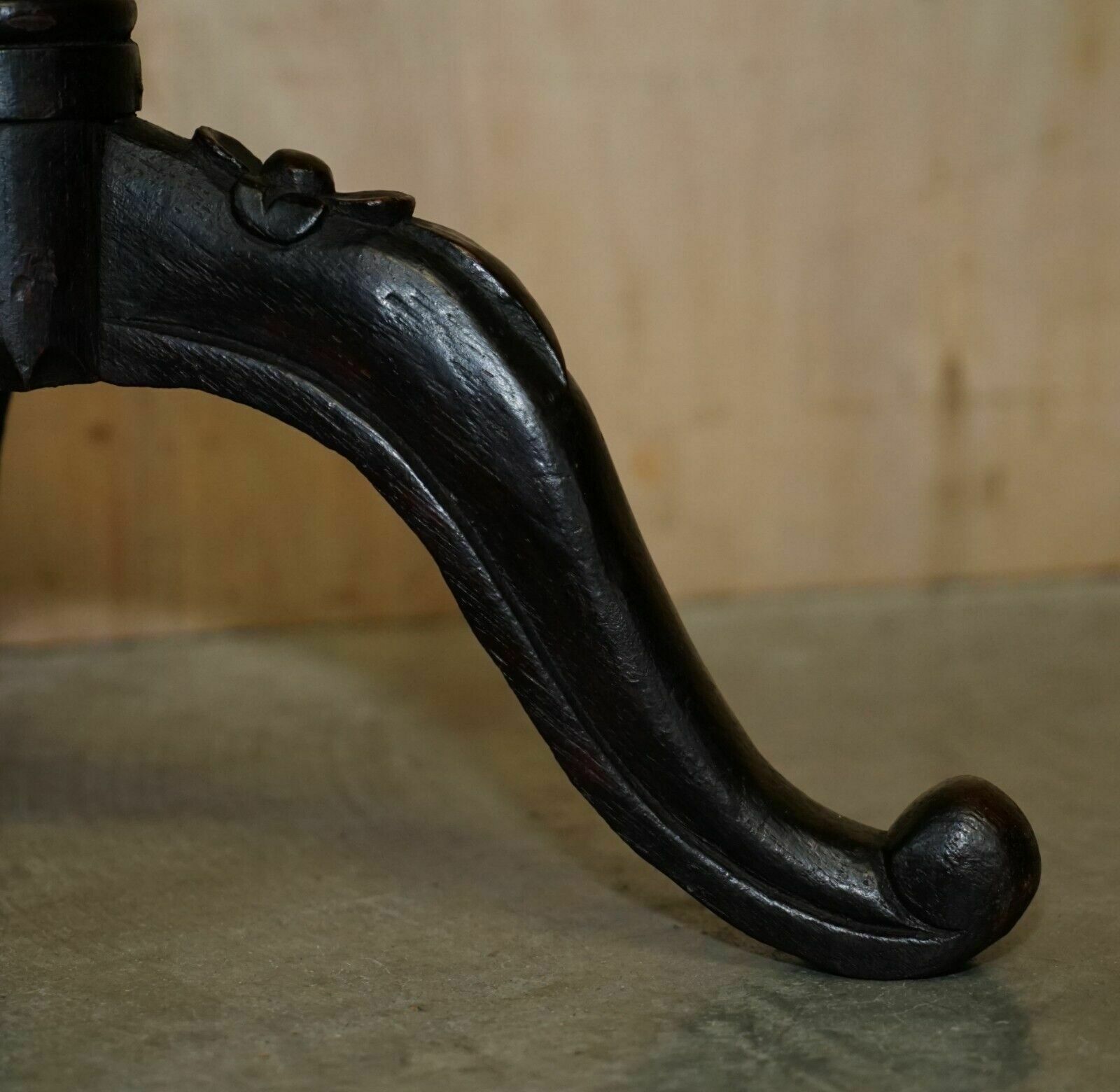 photo furniture Fine Antique Victorian 1880 Pietra Dura Specimen Marble Side End Lamp Table