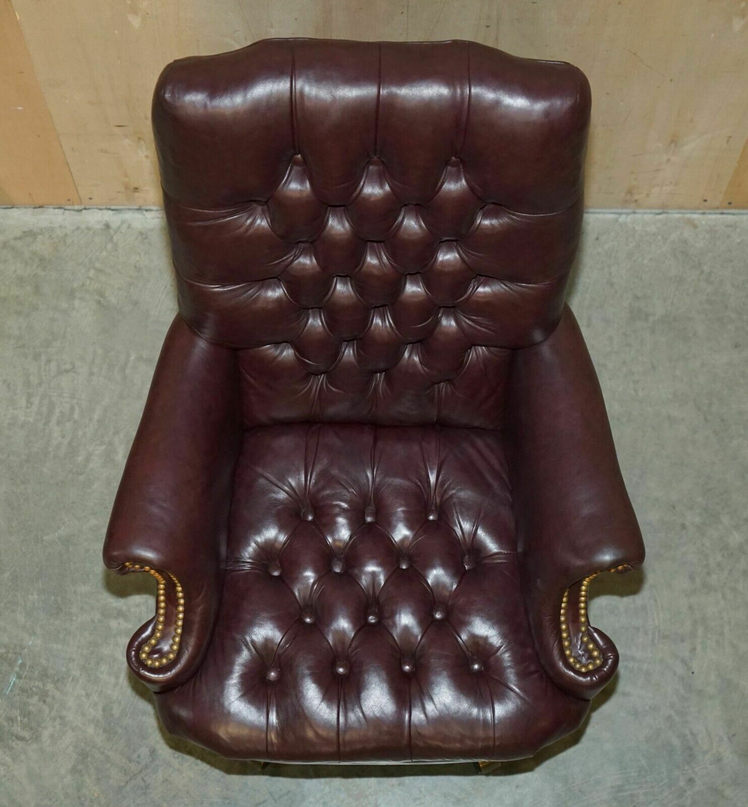 2350.0 Vintage High Back Chesterfield Heritage Leather Office Captains Swivel Chair photo