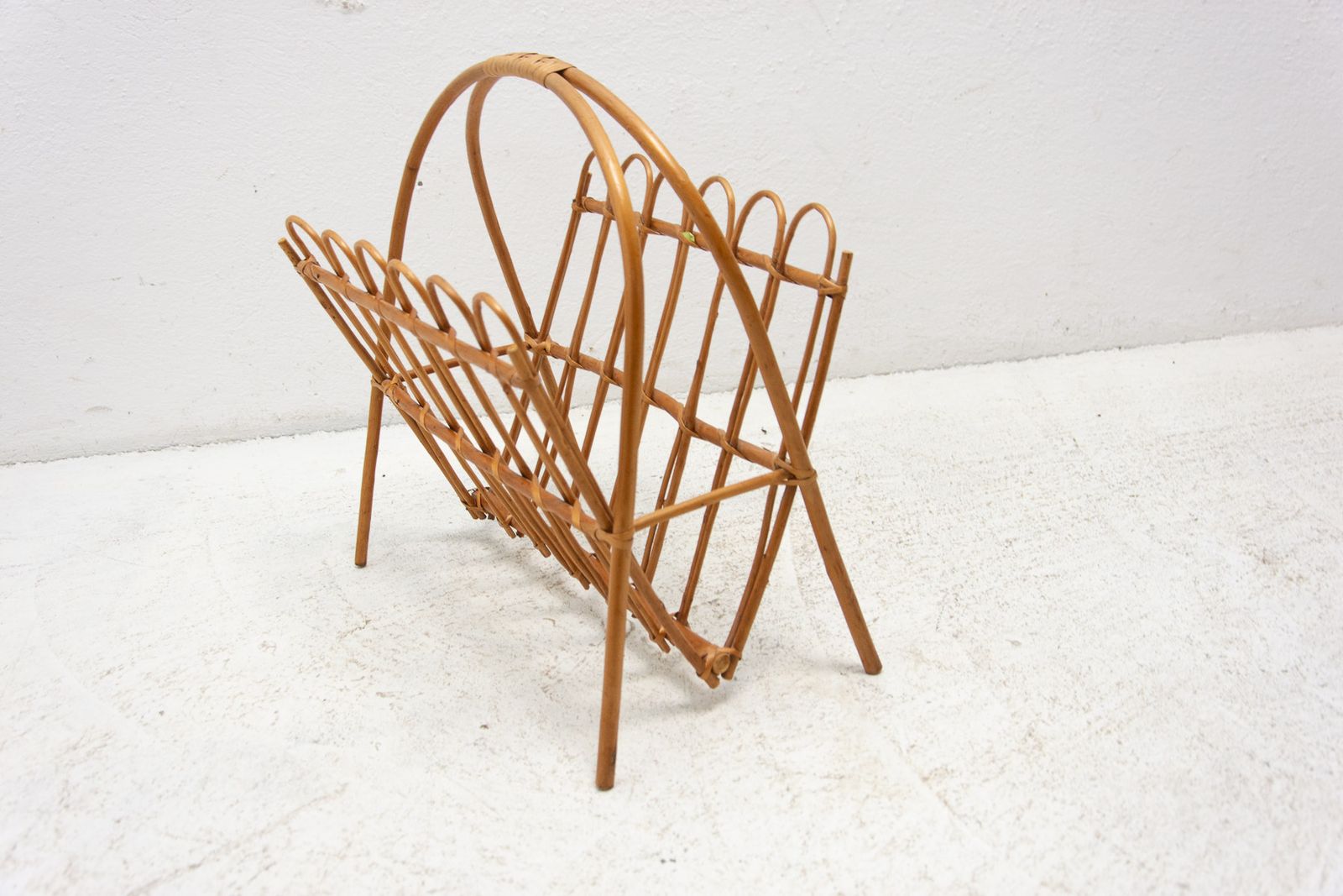Mid Century Rattan Magazine Rack By Jan Kalous For úluv 1960´S Czechoslovakia photo vinterior