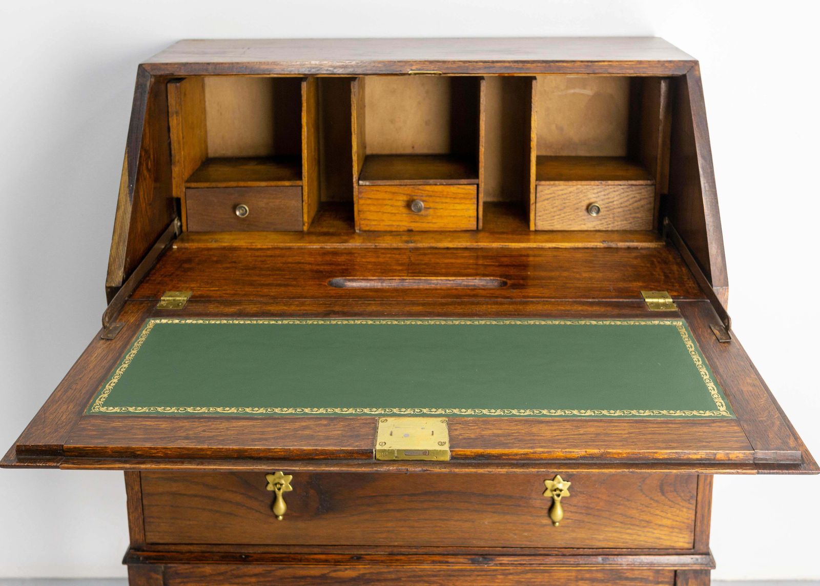 English Buffet Secretaire, Escritoire Cabinet Oak, With Drawers, Circa 1920 photo 1700.0