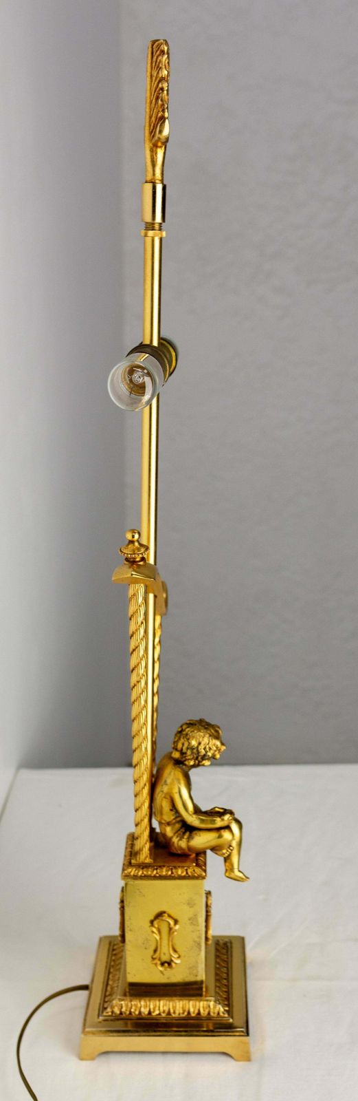 French Brass Table Lamp With Putti Reading In Front Of A Harp, Mid Century photo vintage