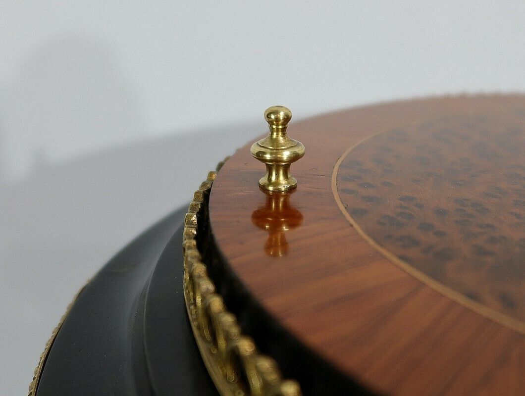 Athenian In Precious Wood, Napoleon III Period, Mid 19th Century photo vinterior